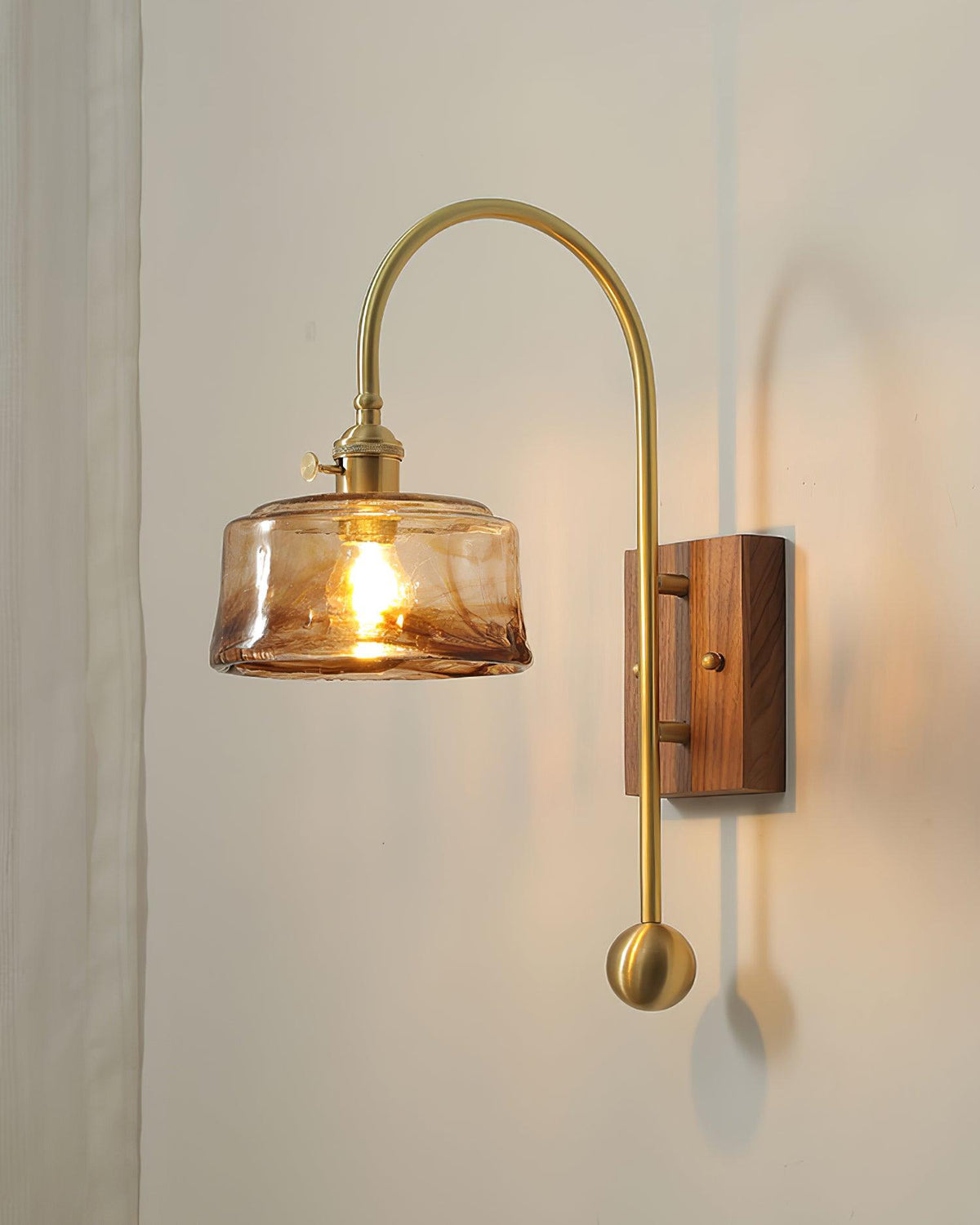 Vorelle vintage-væglampe i farvet glas