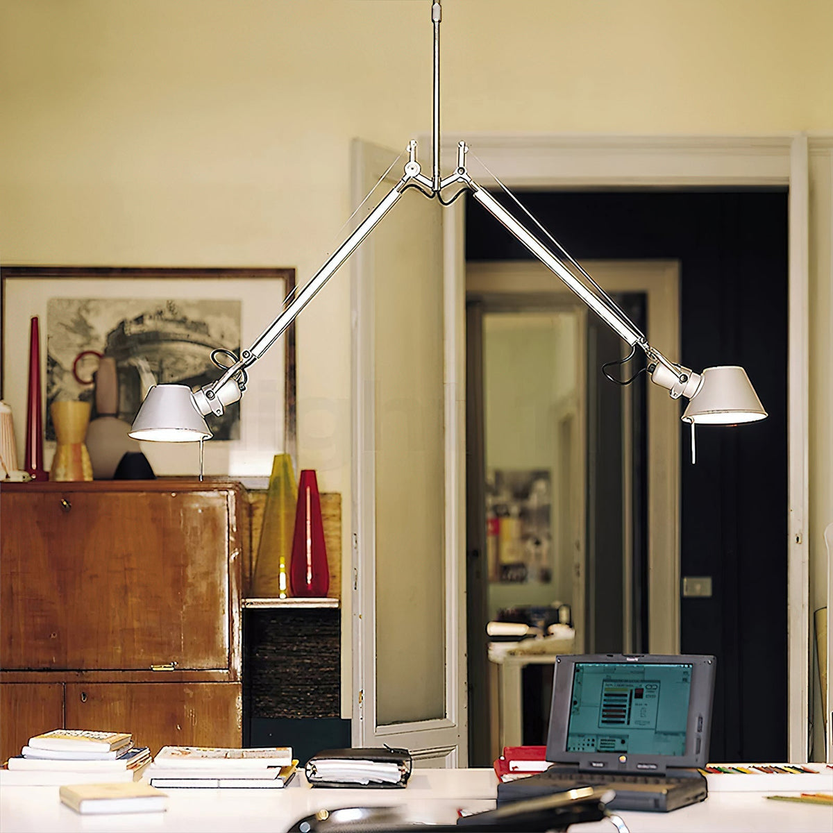 Brady Elvior pendellampa med justerbar arm