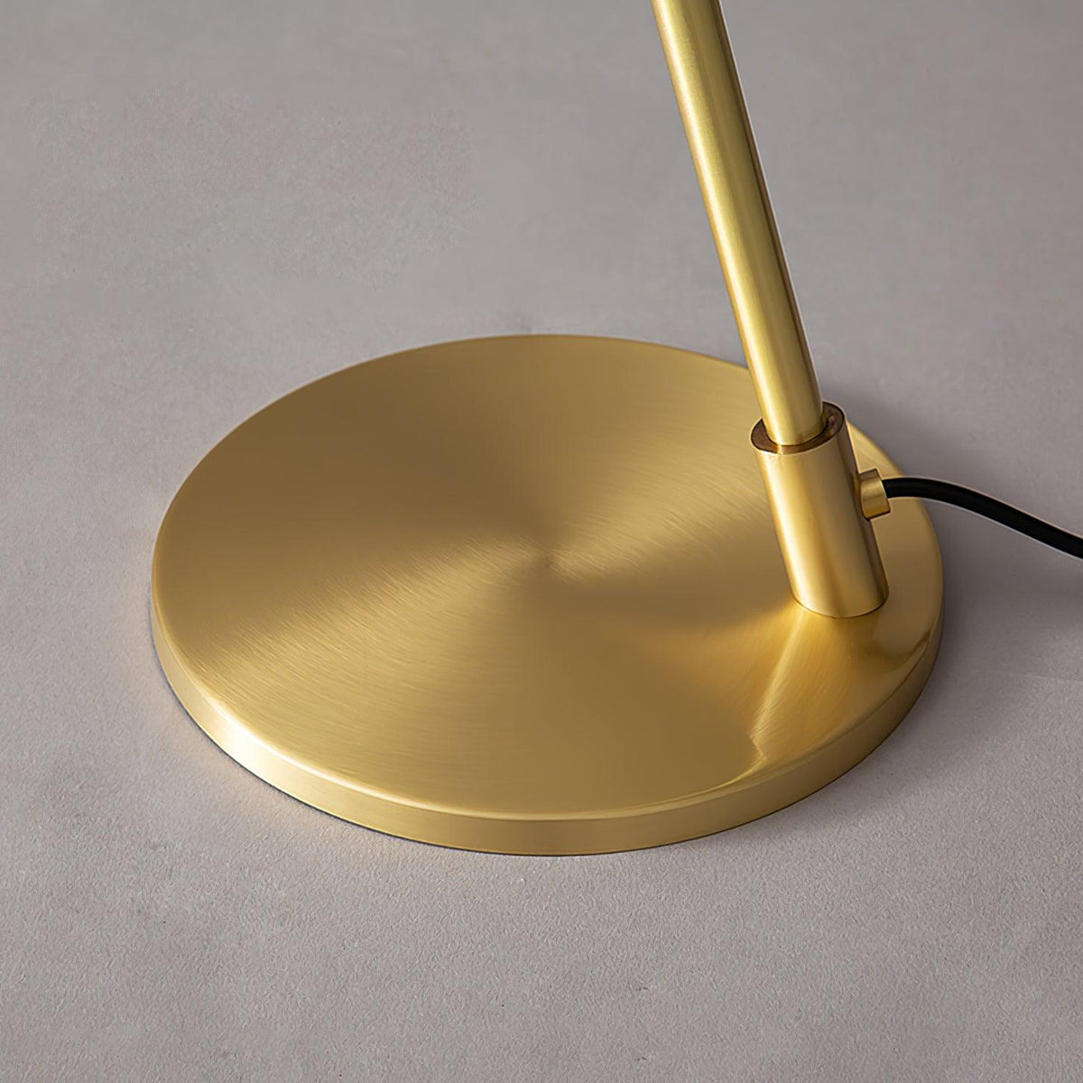 Anor minimalistisk bordlampe