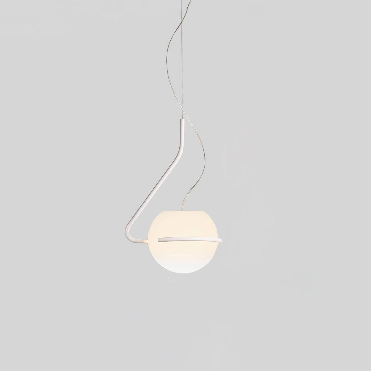 Minimalistisk cirkelformad pendellampa