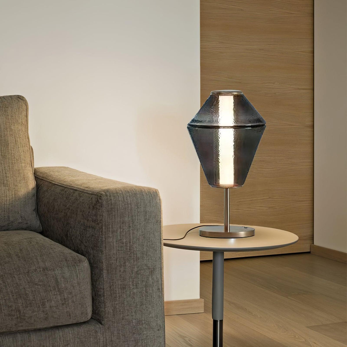 Noraiella moderne bordlampe