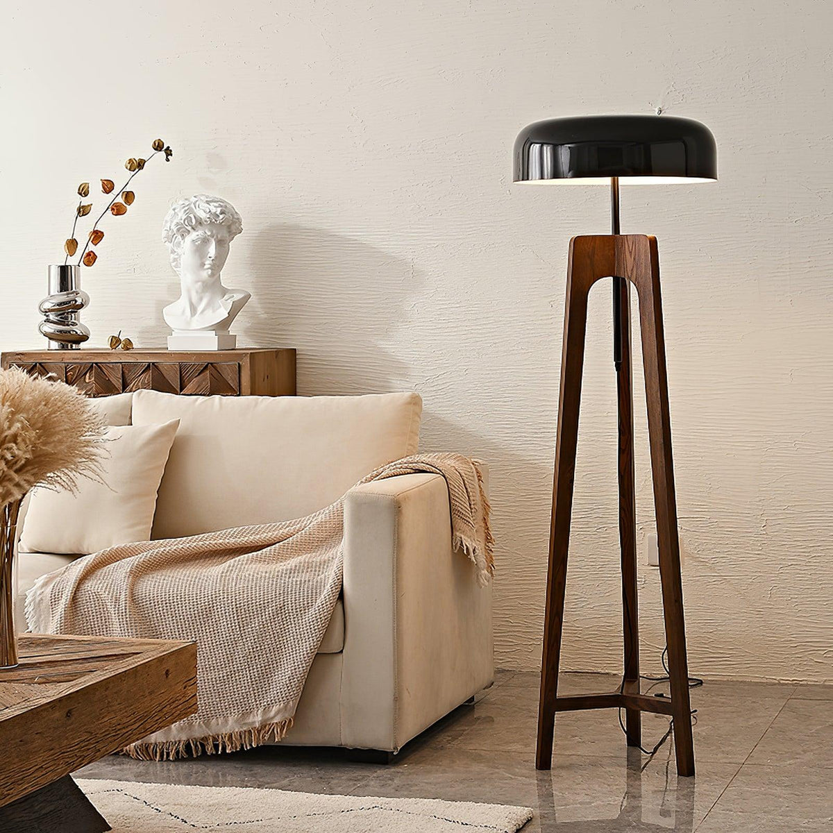Lumaneria Floor Lamp