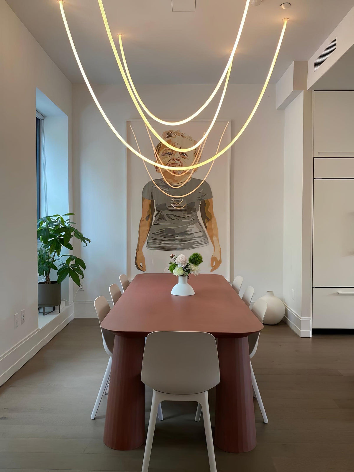 Fenris pendellampe med fleksibel kurve, silikone og messing
