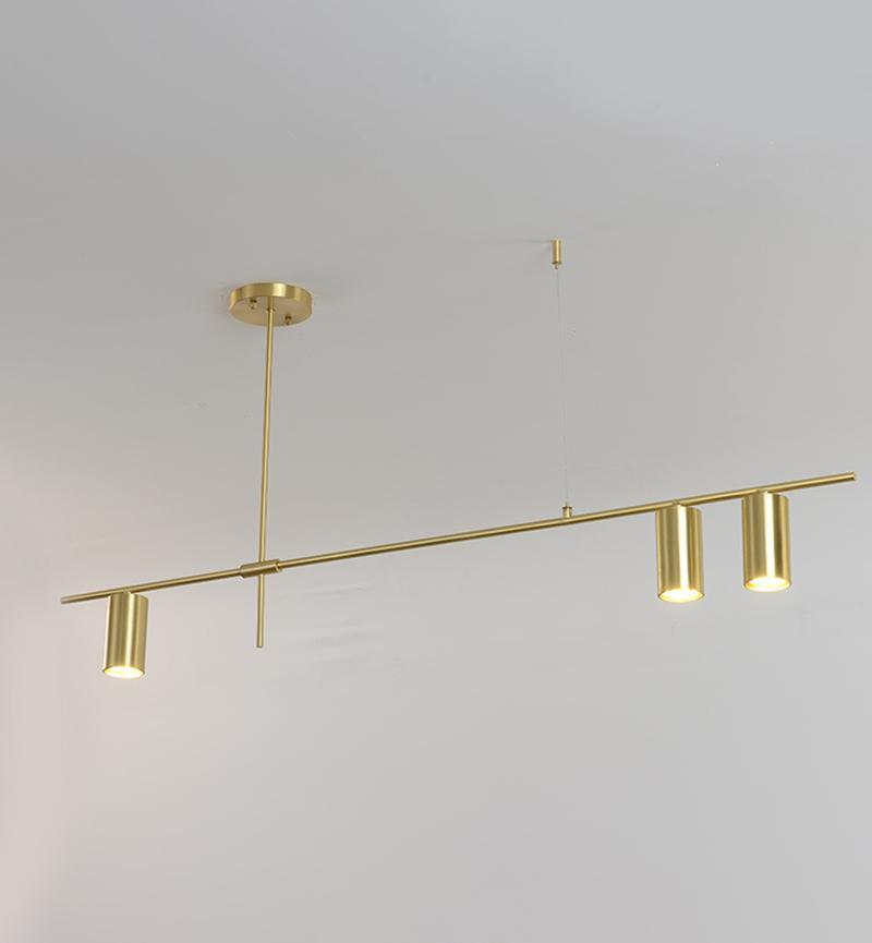 Candeeiro de teto Solenelle, cilindros lineares em latão, estilo tribal