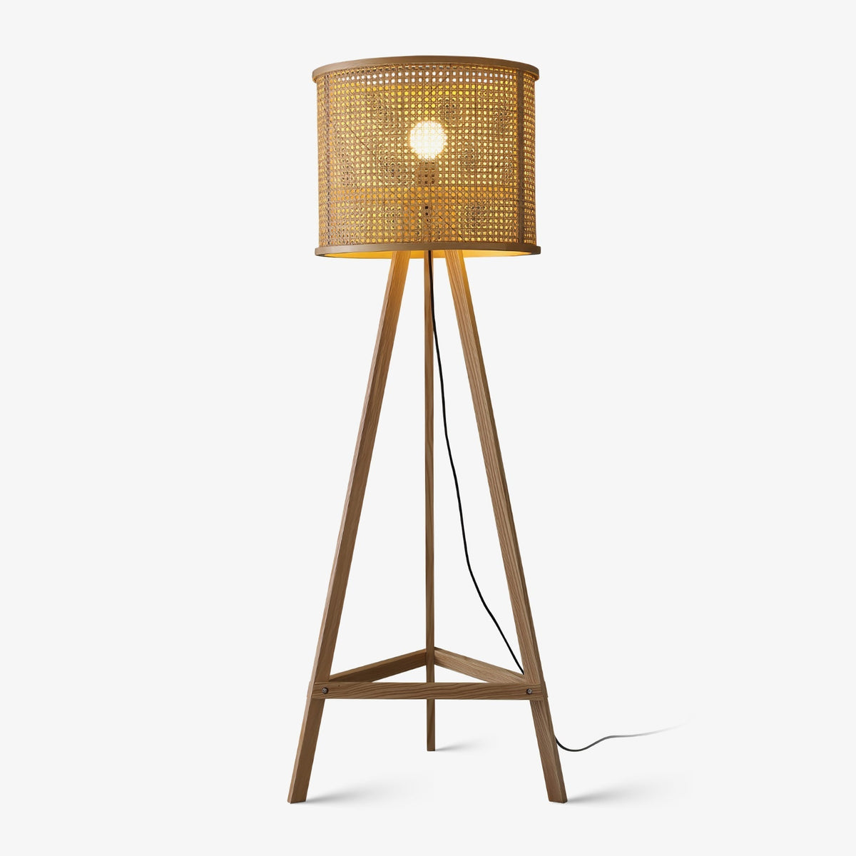Candeeiro de pé com tripé de rattan entrançado Olsolyra