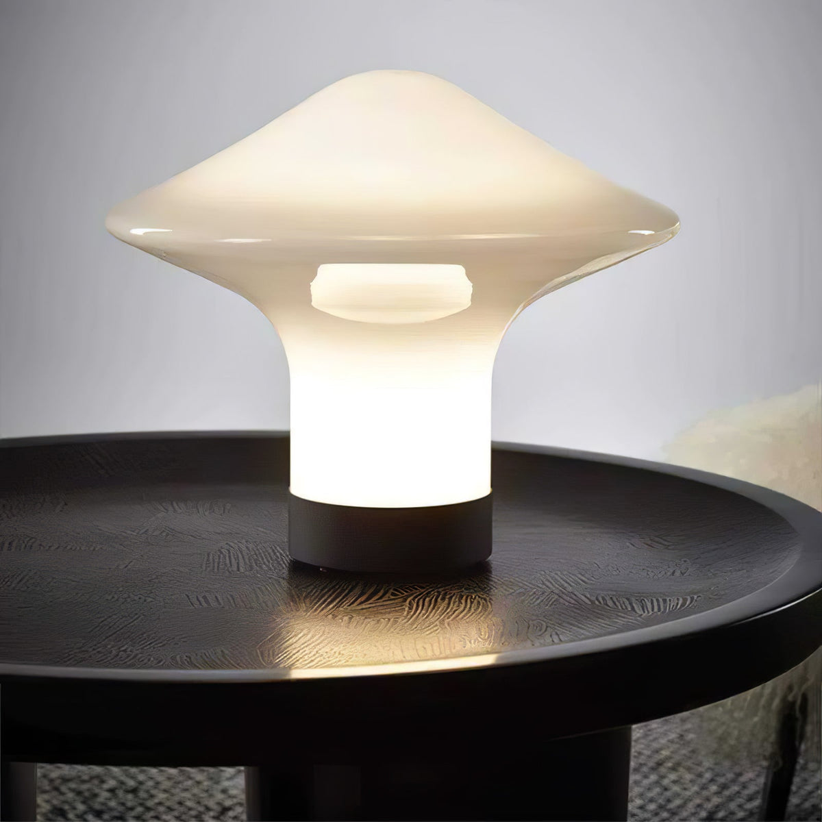 Taura moderne bordlampe