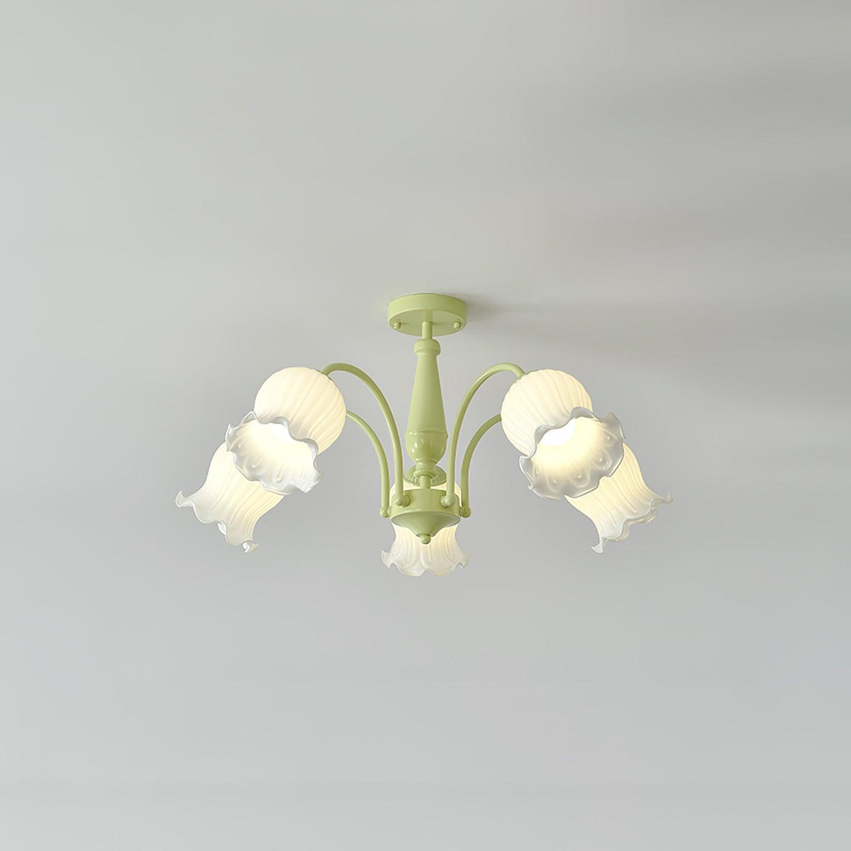Candeeiro de teto floral Ibis Trumpet em vidro pastel
