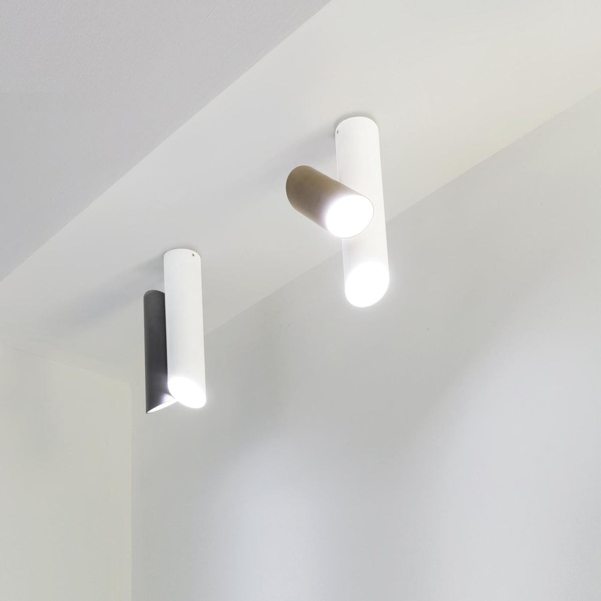 Candeeiro de teto Teu moderno minimalista com tubos