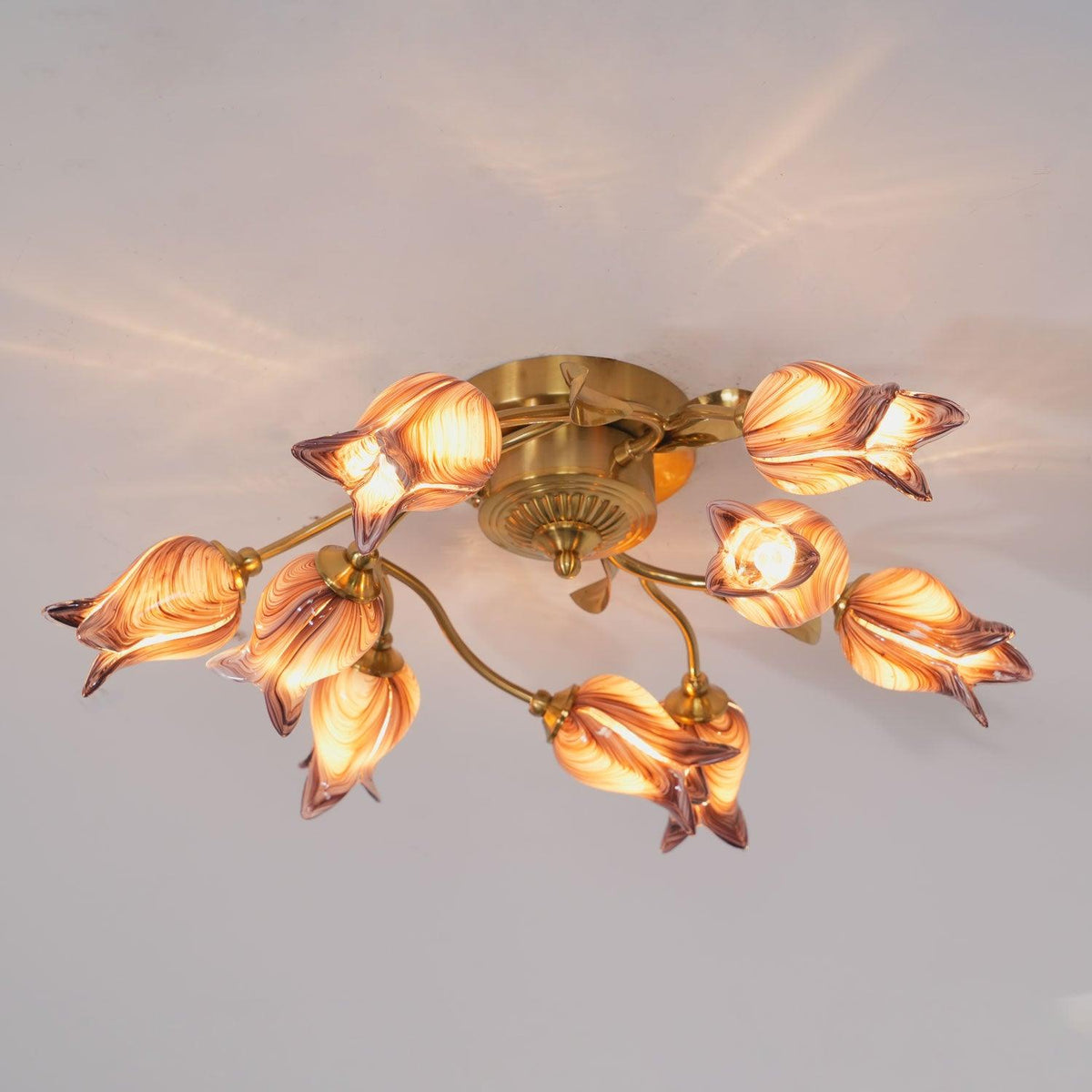 Vathaos Tulip Serenade loftslampe i glas