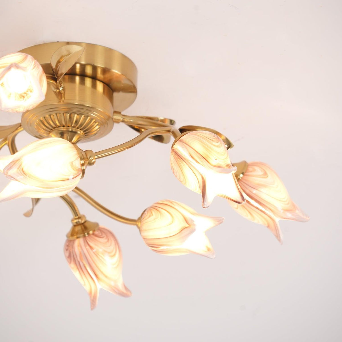 Vathaos Tulip Serenade loftslampe i glas