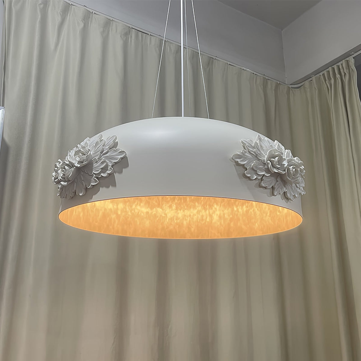 Vilaeos minimalistisk vägglampa i harts
