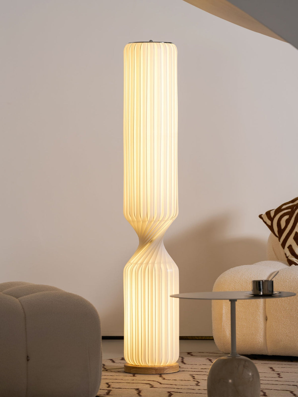 Oraeoril modern golvlampa i PVC
