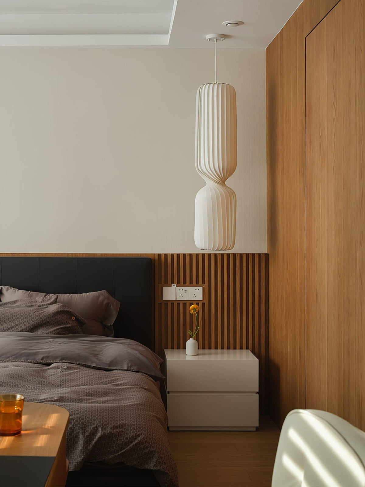 Candeeiro suspenso minimalista em PVC Twist