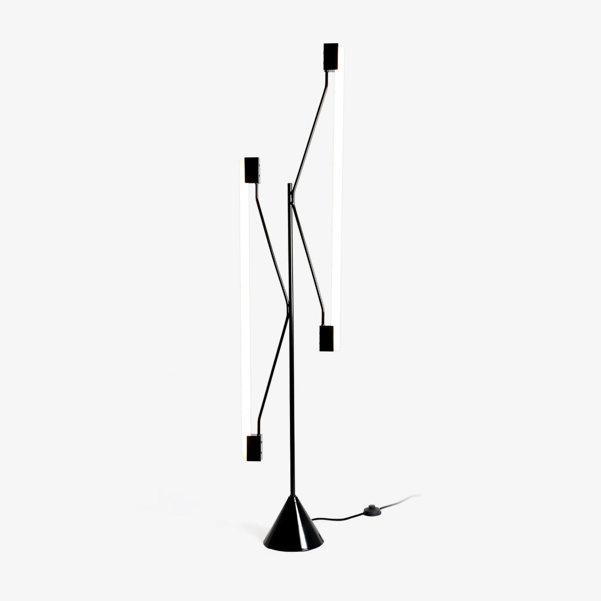 Axis gulvlampe med to rør