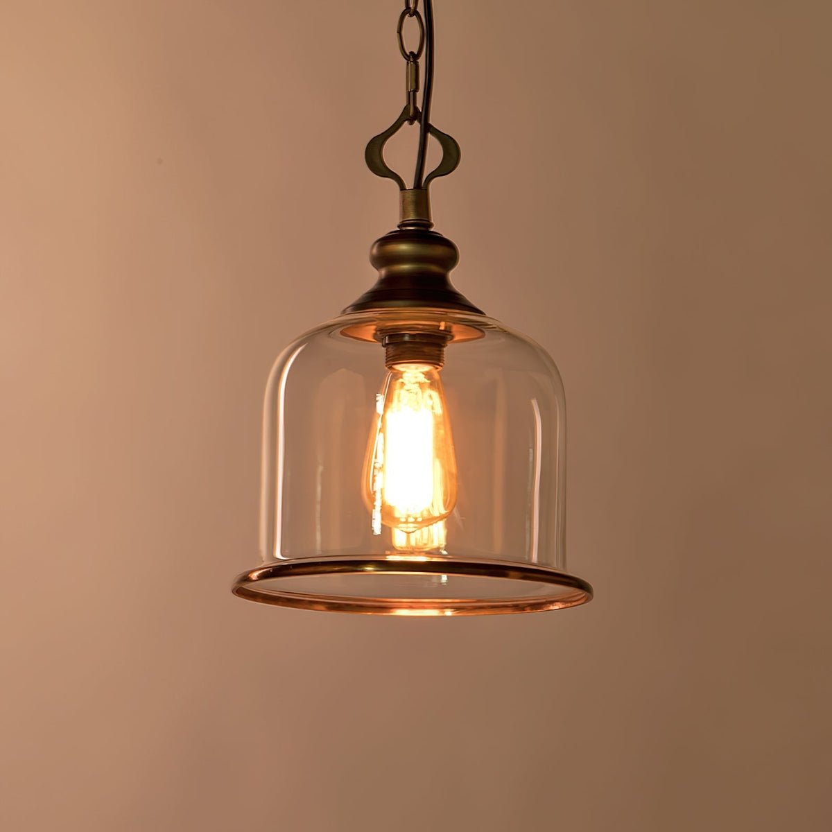 Celaniella vintage-pendel i glas med elegant udtryk