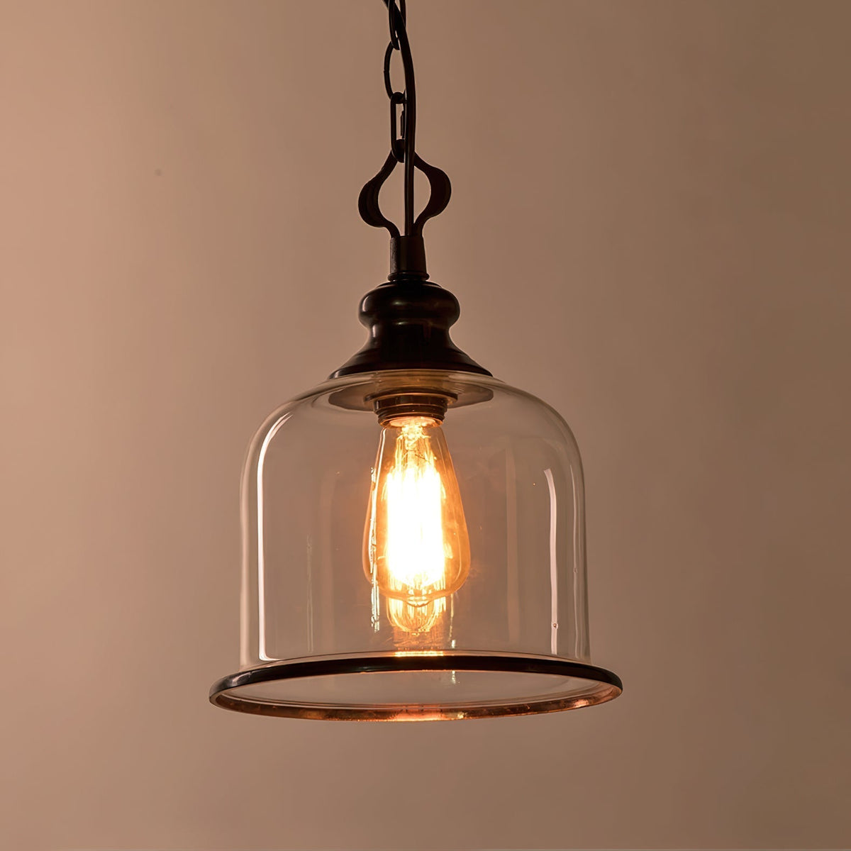 Celaniella vintage-pendel i glas med elegant udtryk
