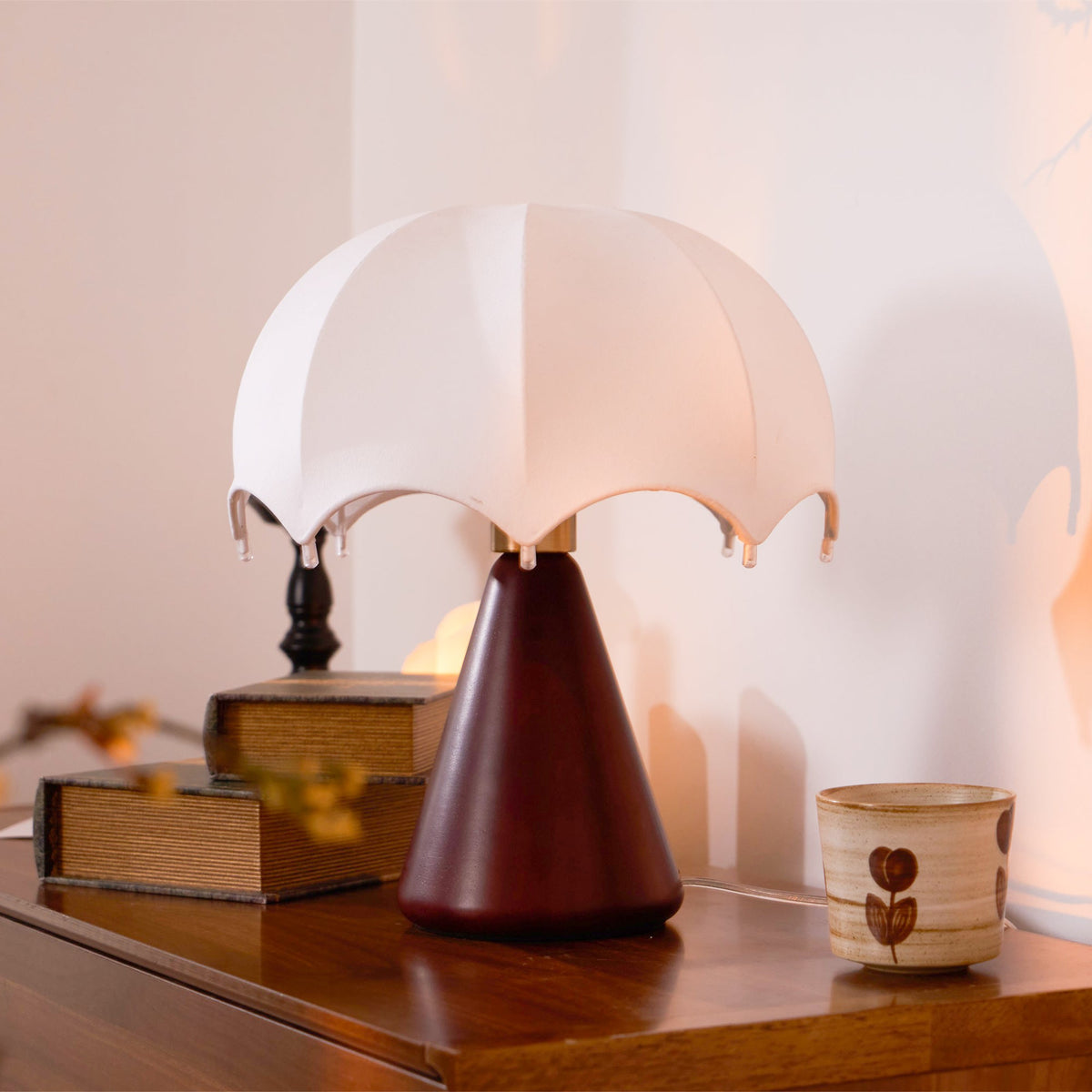 Parasol bordlampe i træ