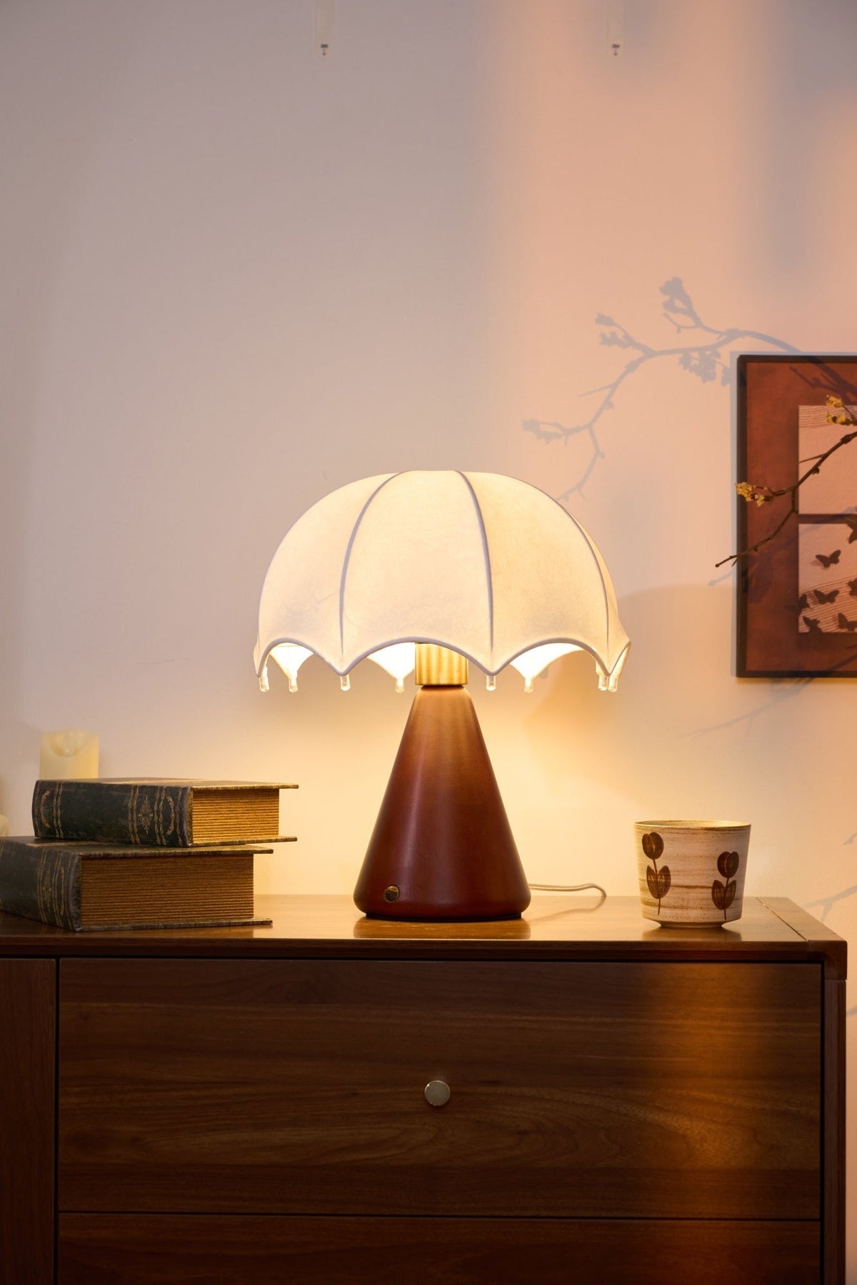 Parasol bordlampe i træ