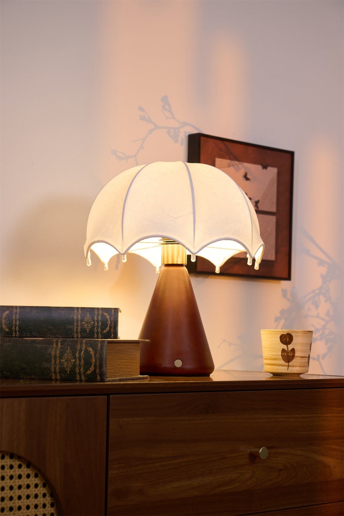 Parasol bordlampe i træ