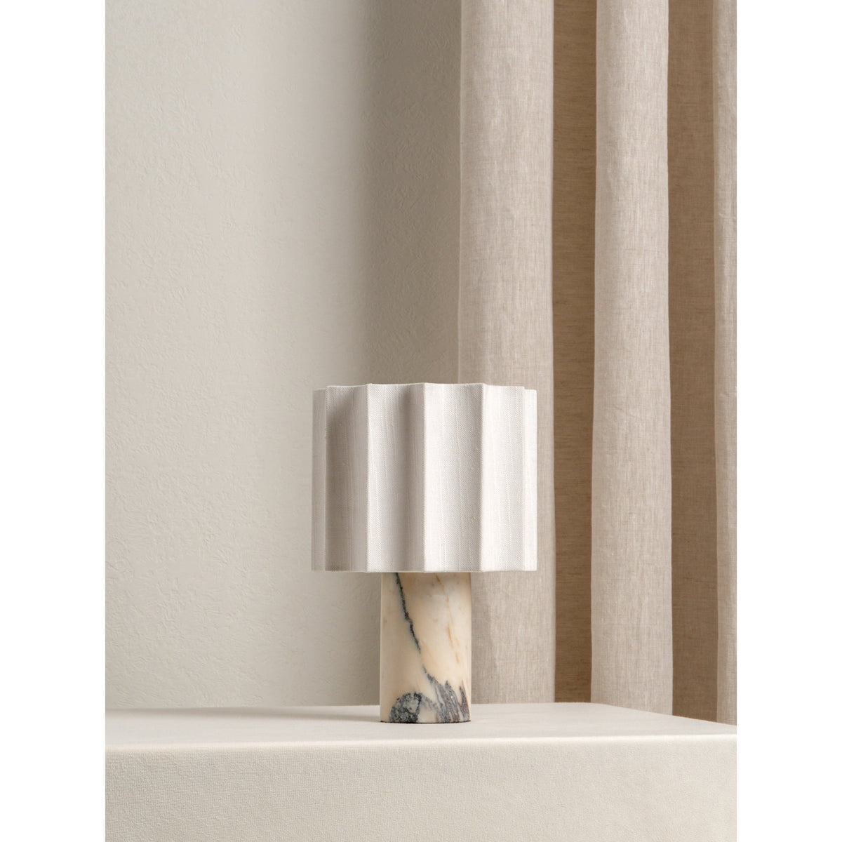 Candeeiro de mesa Selivella (bateria integrada)