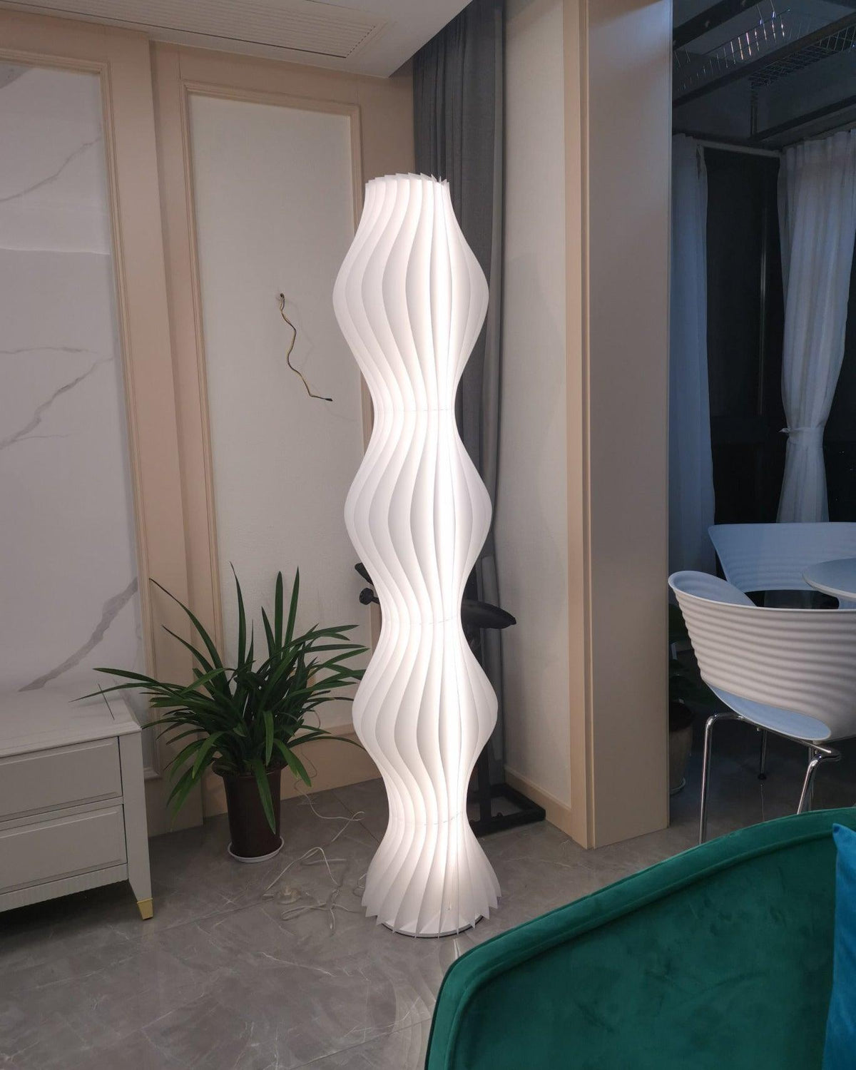 Dotha moderne gulvlampe