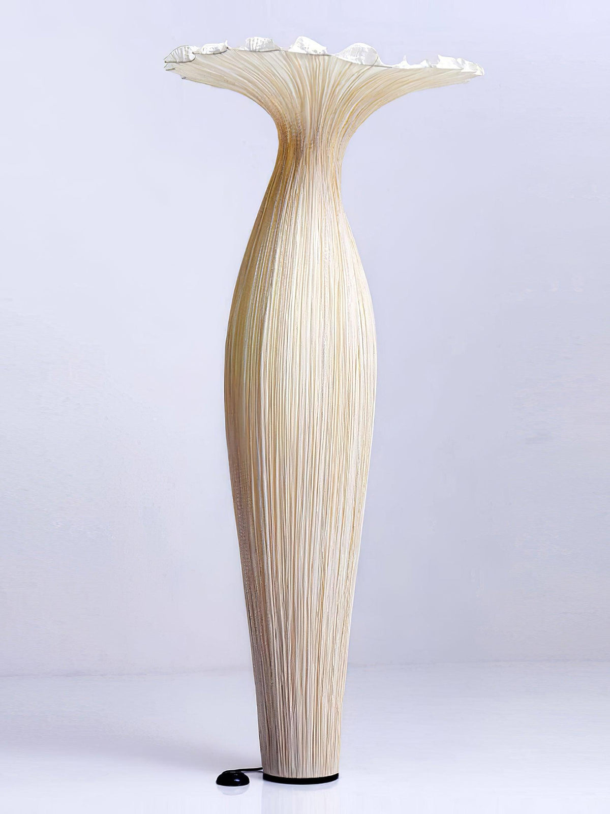 Candeeiro de pé em tecido orgânico Zarinir