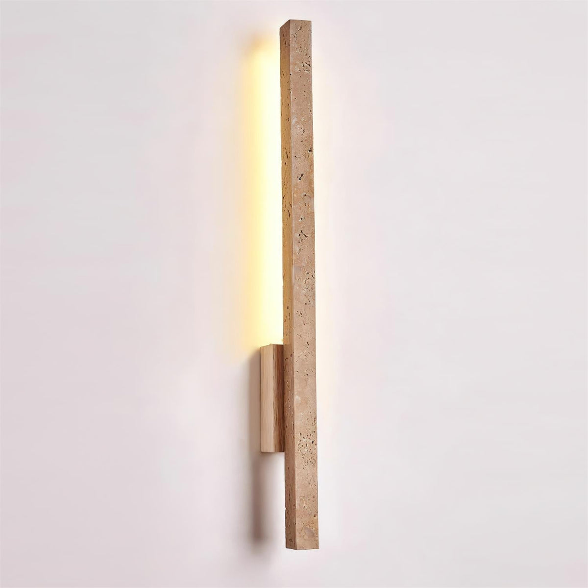 Candeeiro de parede Corvella, fino e linear, em travertino, minimalista