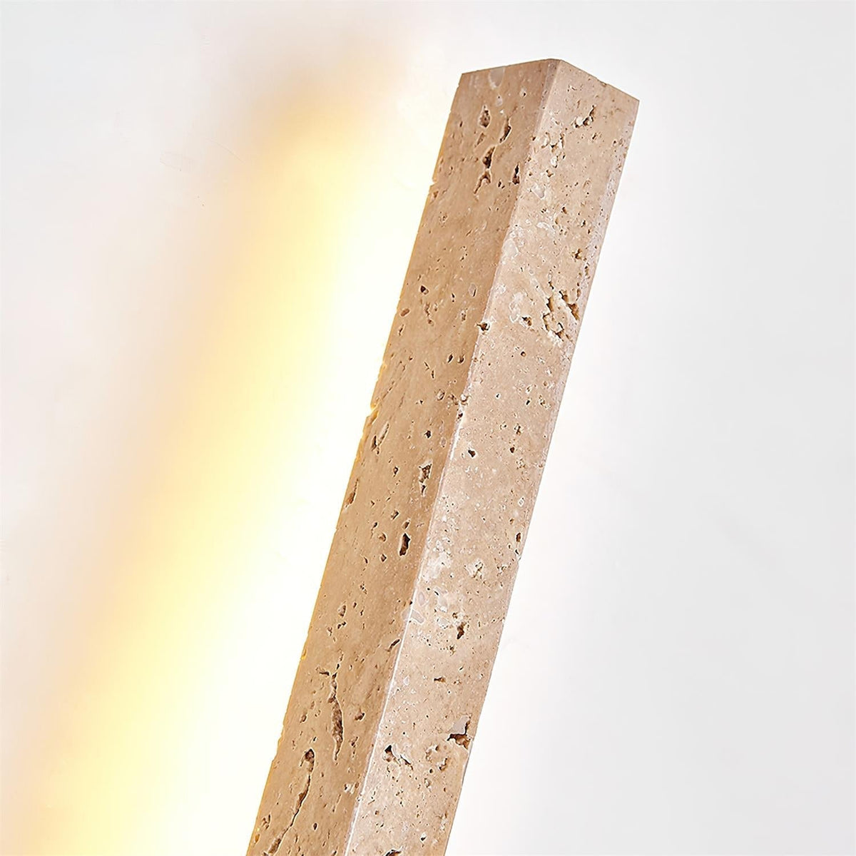 Candeeiro de parede Corvella, fino e linear, em travertino, minimalista