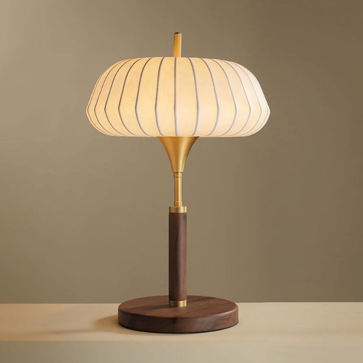 Viraeora bordslampa