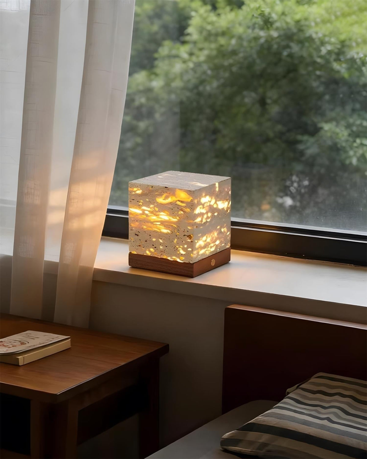 Candeeiro de mesa Obelisk