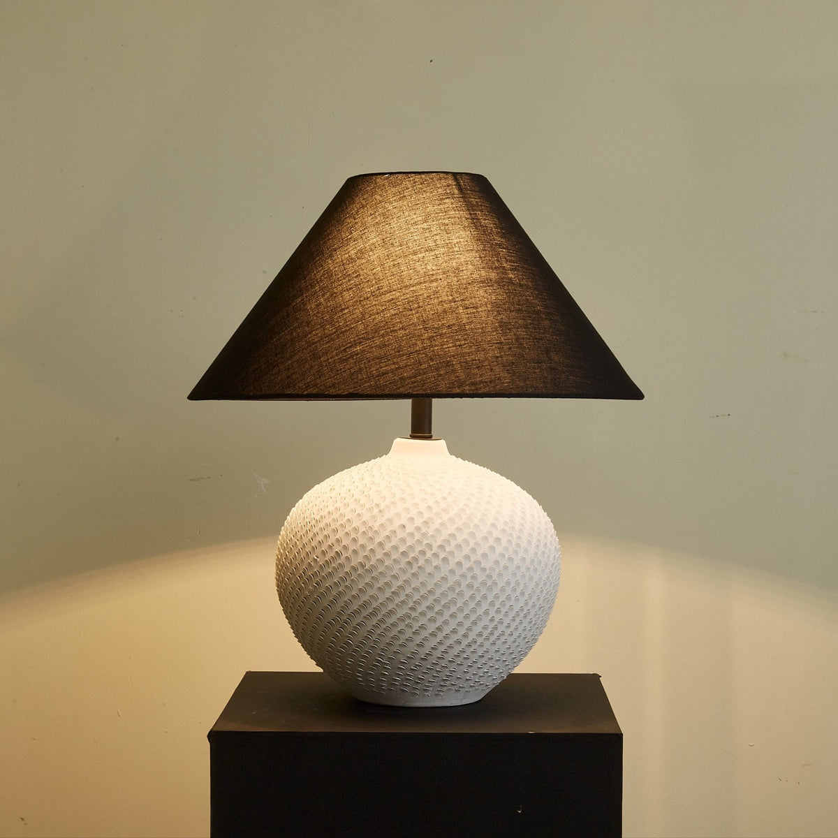 Elaarelle Minimalistisk Keramikbordslampa