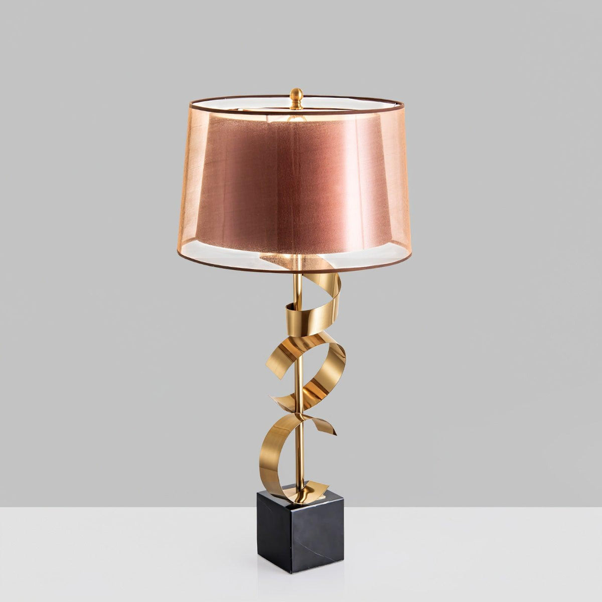 Seraph luksuriøs bordlampe i stof