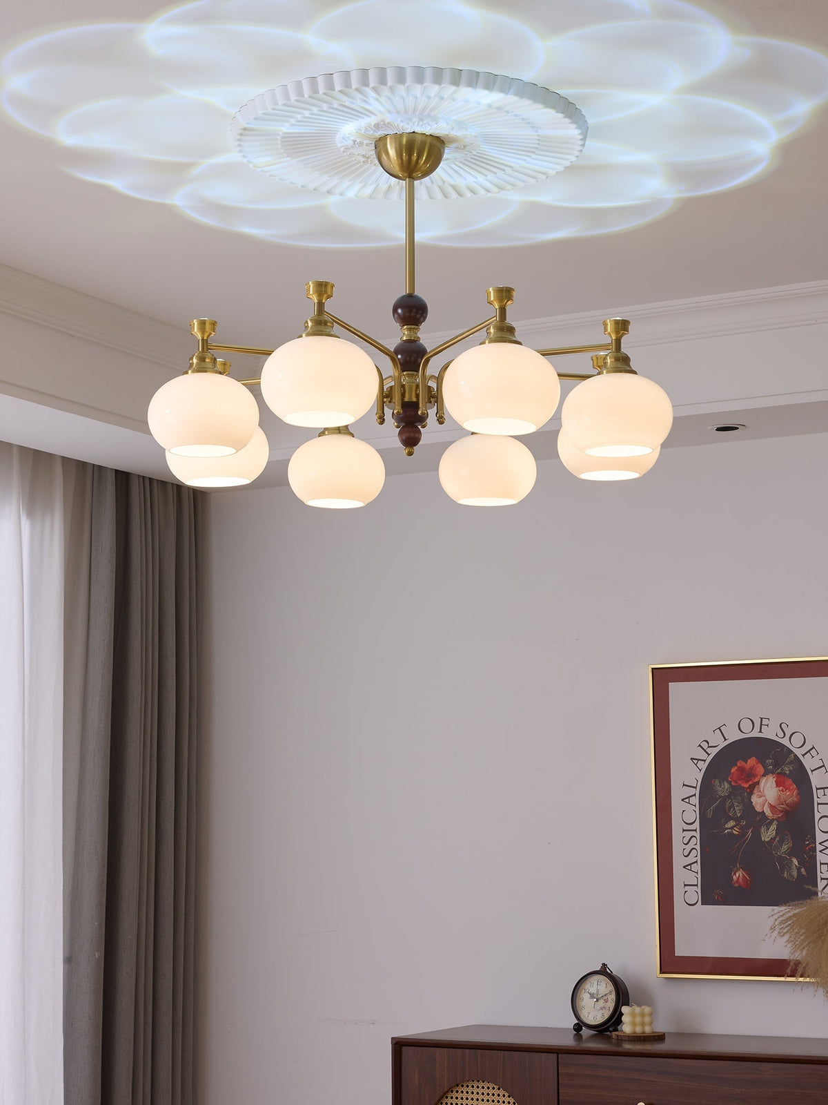 Aursolos traditionell elegant krona i trä och glas
