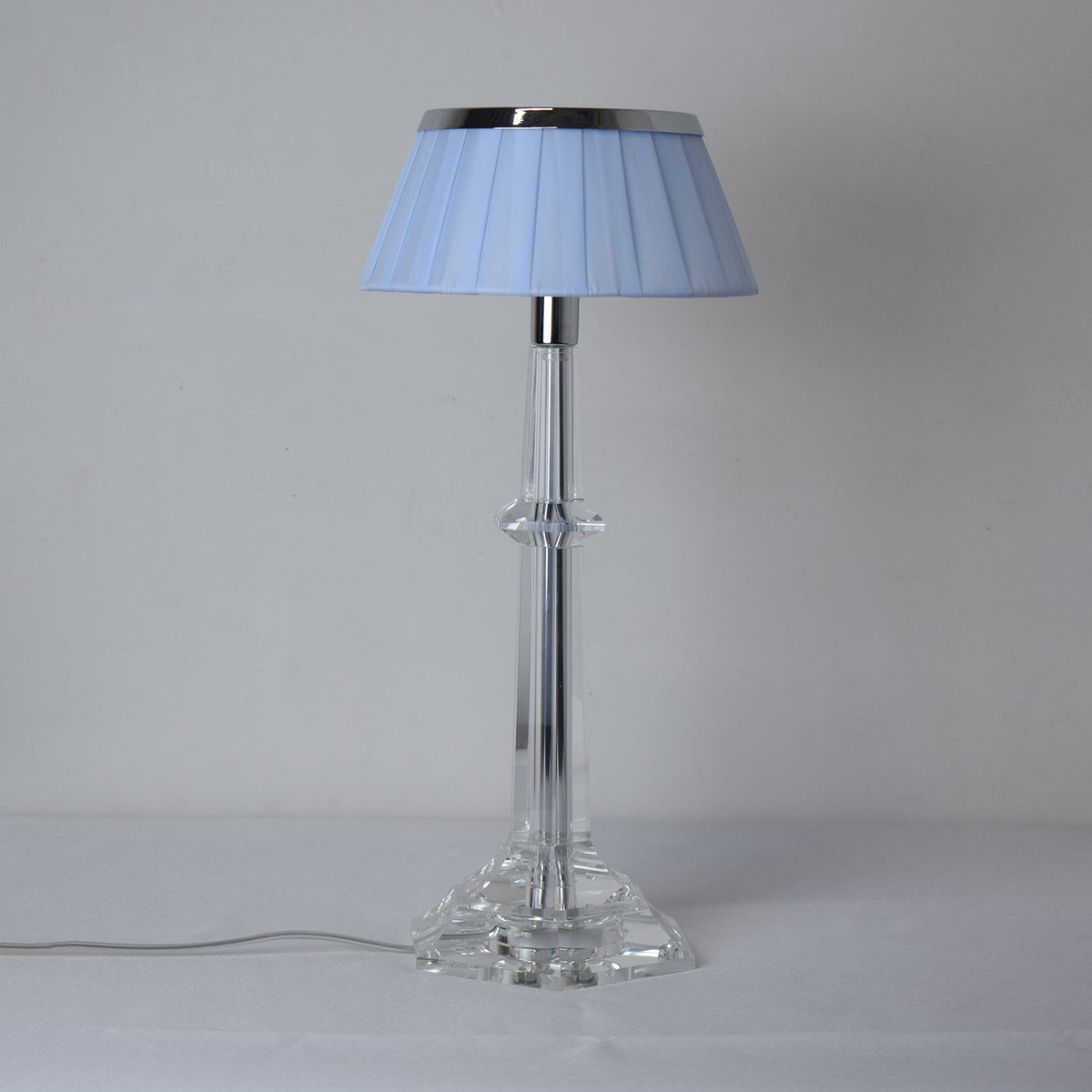 Haloza-ylellinen kankainen pöytävalaisin
