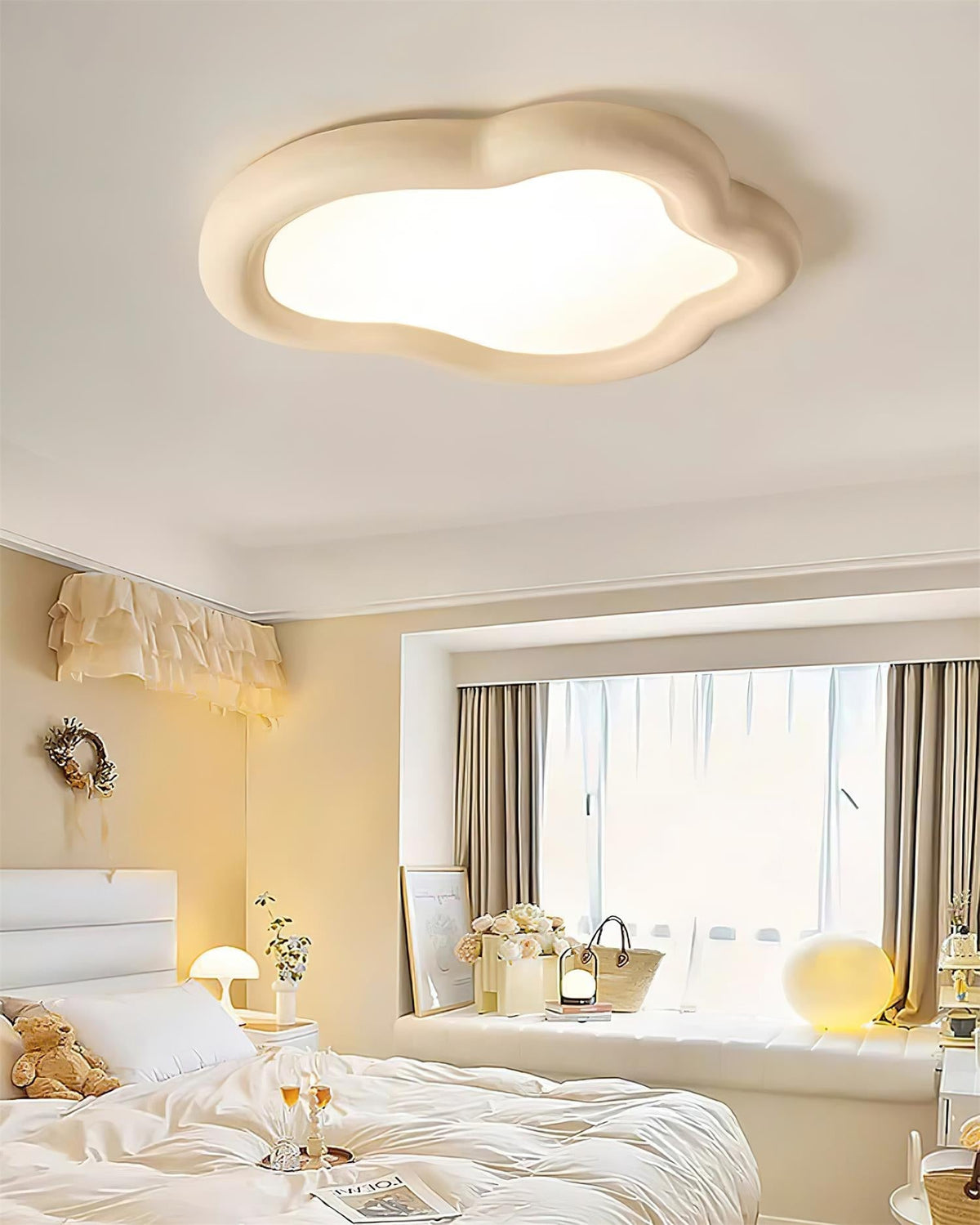 Blyno Ceiling Light