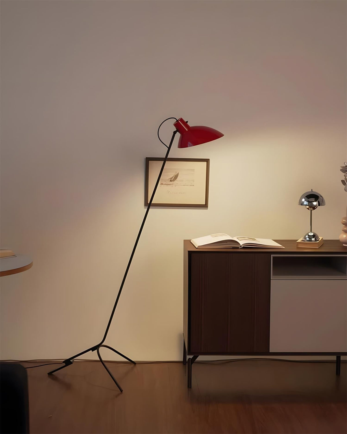 Liorinielle Curve Floor Lamp