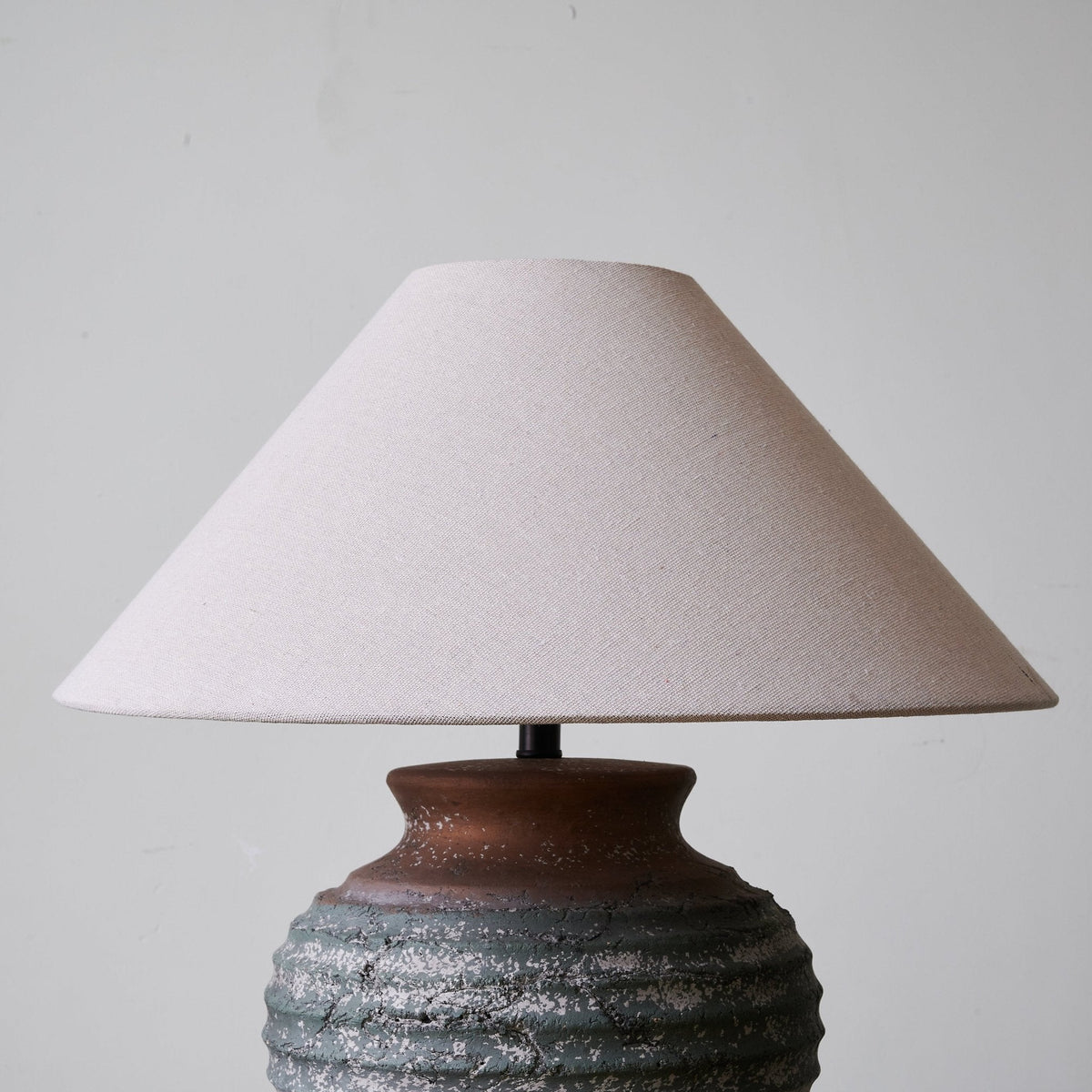 Rax traditionell bordslampa i tyg