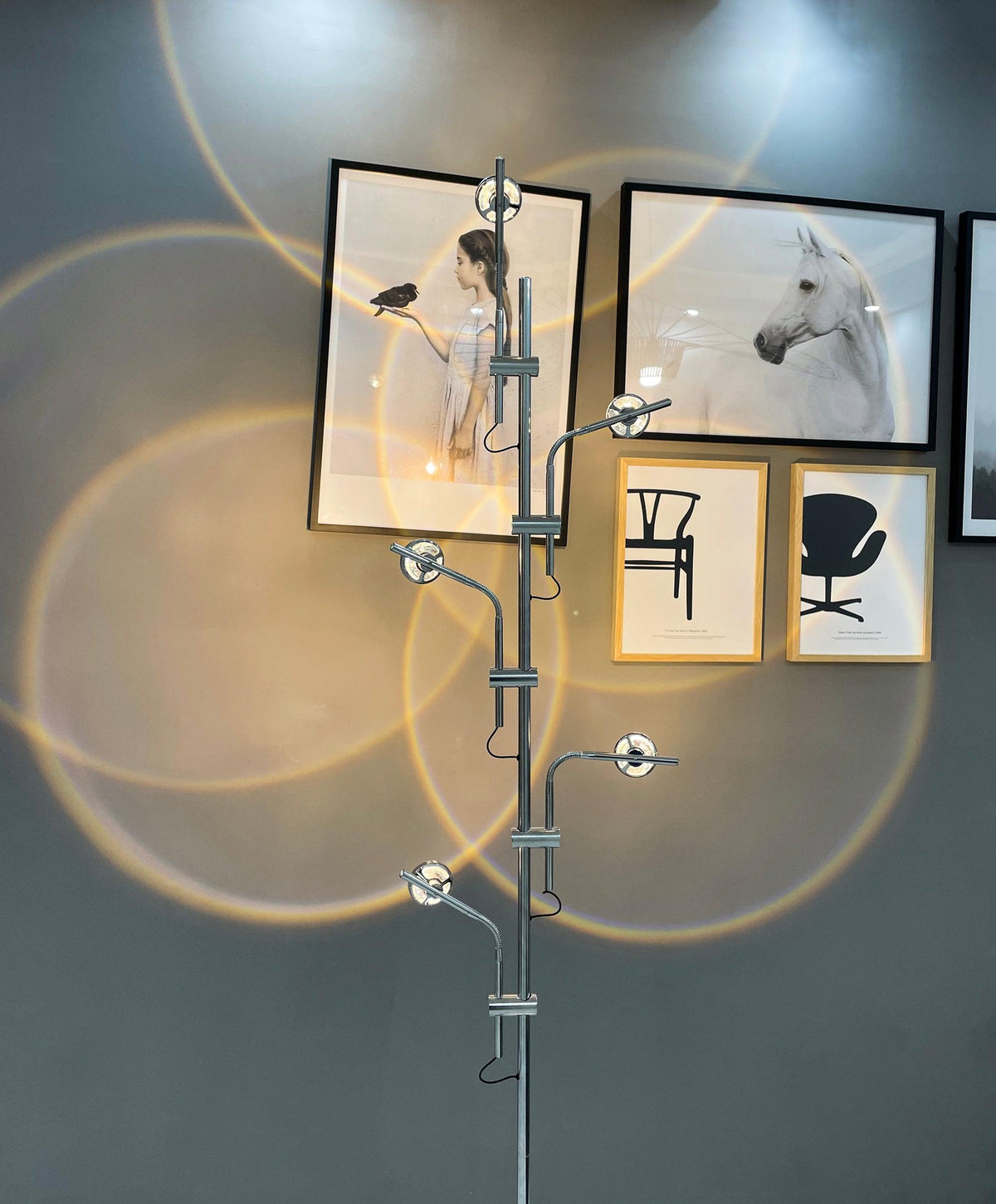 Receiv minimalistisk klassisk gulvlampe i stål