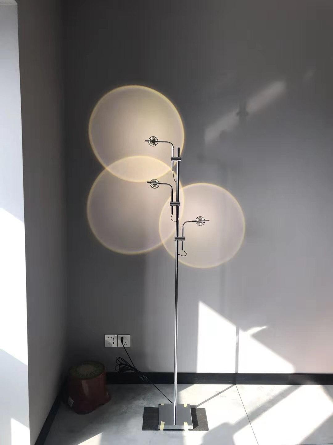 Receiv minimalistisk klassisk gulvlampe i stål