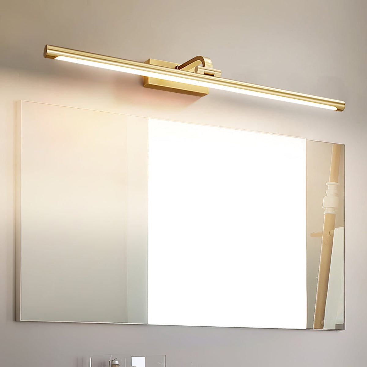 Tevelo minimalistisk vägglampa i mässing