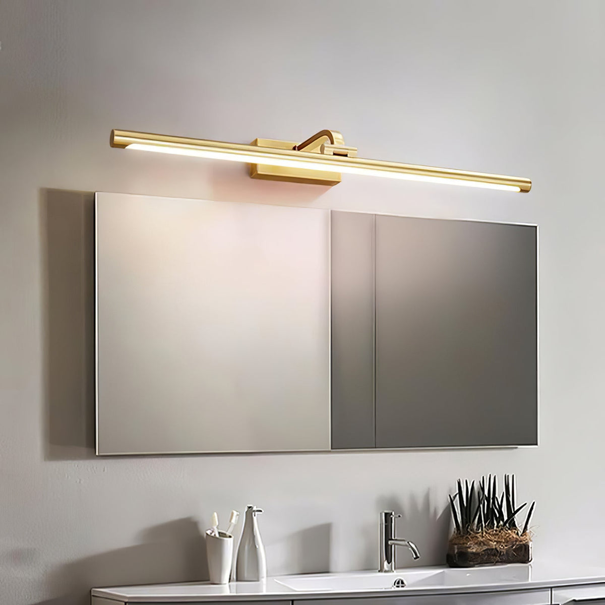 Tevelo minimalistisk vägglampa i mässing