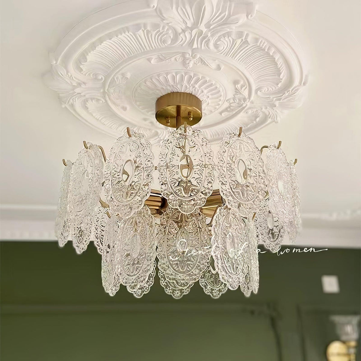 Dallion-kattovalaisin aaltoileva lasi taottu rauta elegantti