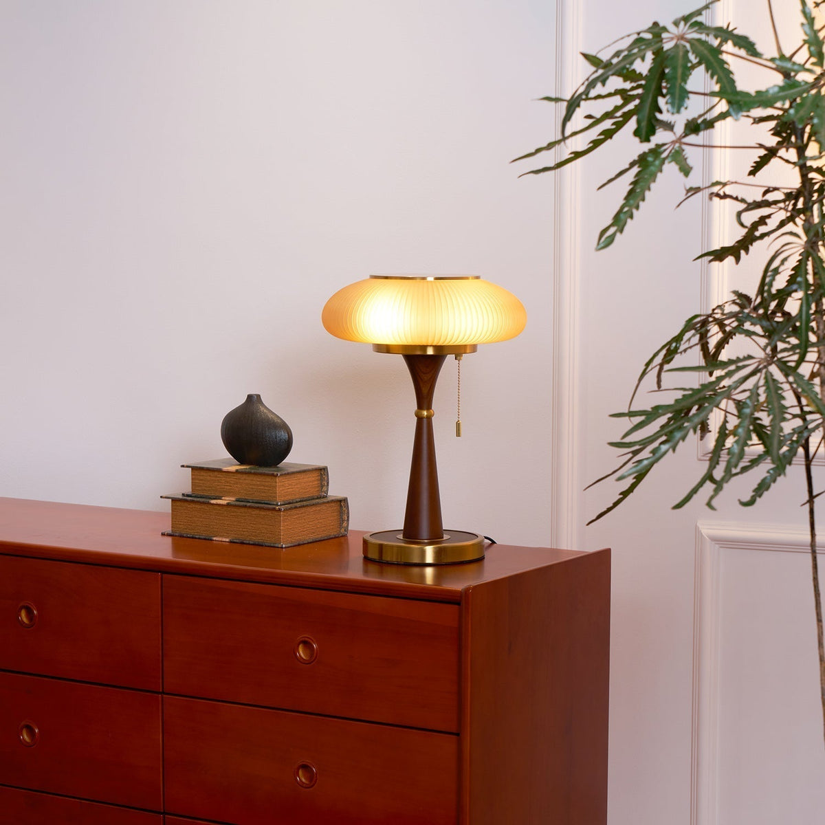 Rivaeria Table Lamp
