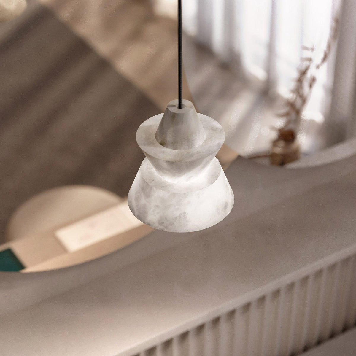 Curineth minimalískur ljós alabasturshengilampi
