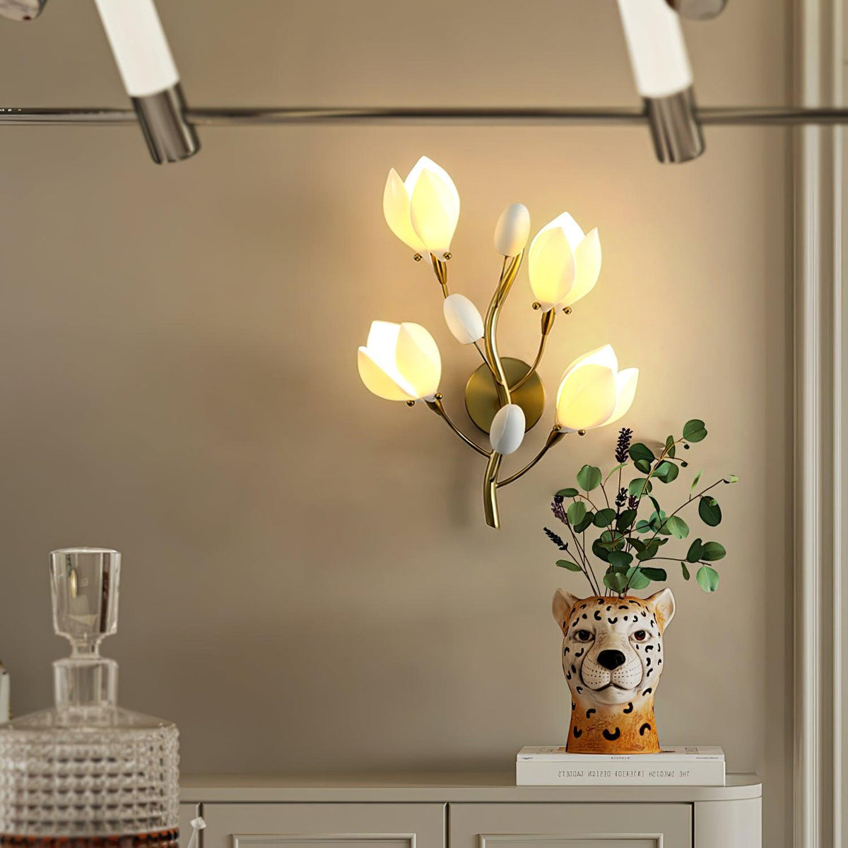 Dirixa Magnolia Elegance -keraaminen seinävalaisin