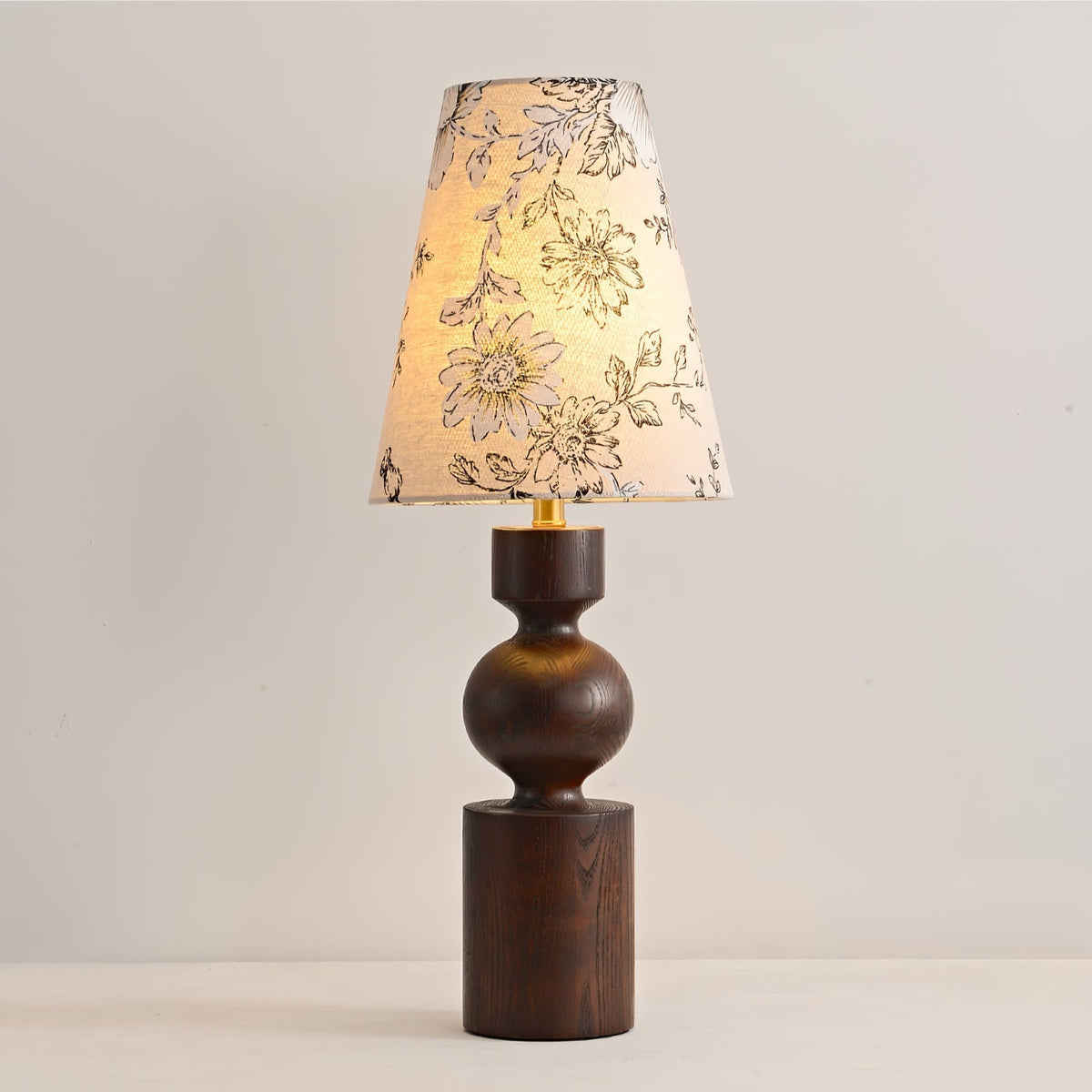 Candeeiro de mesa vintage em madeira Thorne