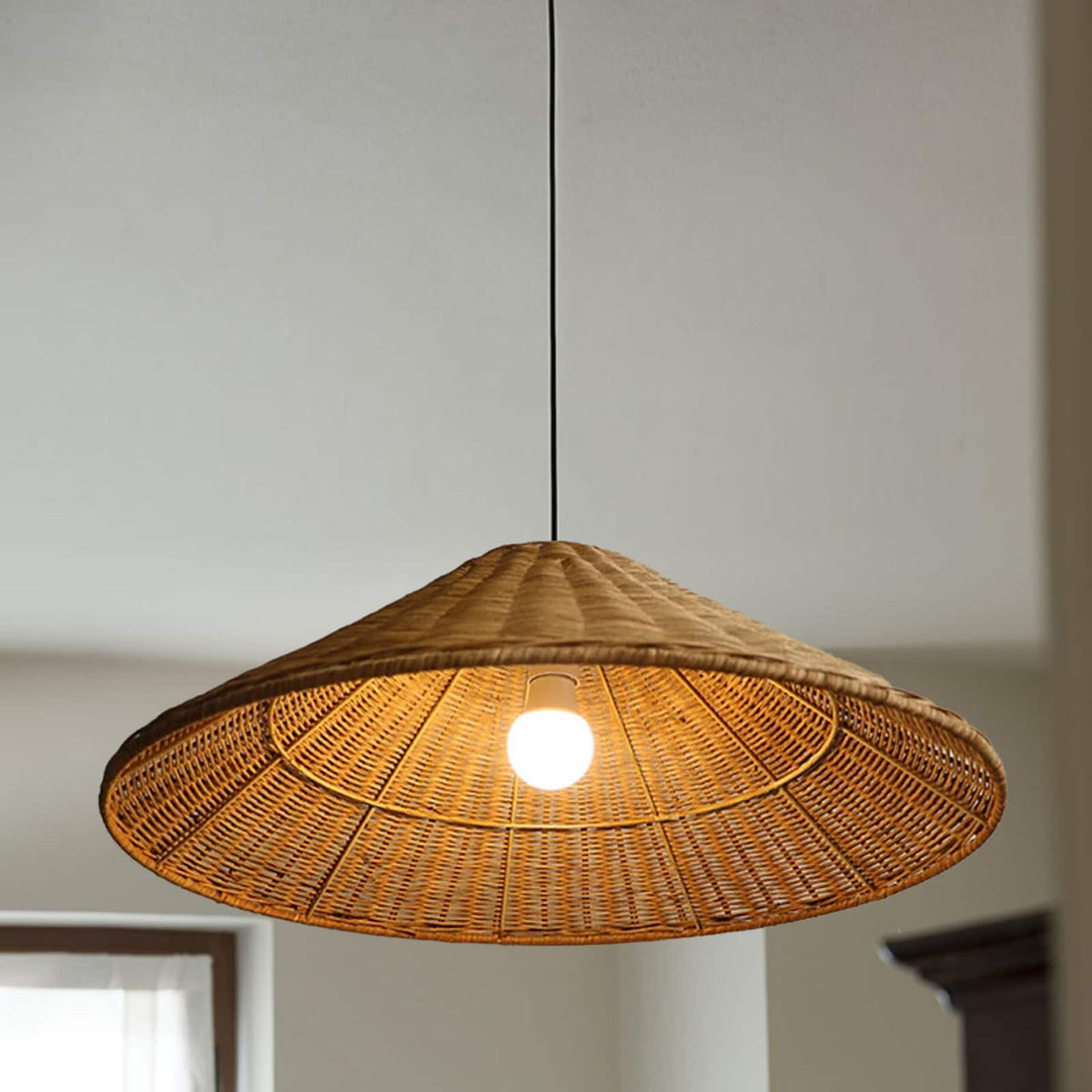 Muto vintage handunnið LED-hengiljós úr spanskreyr fyrir stofu