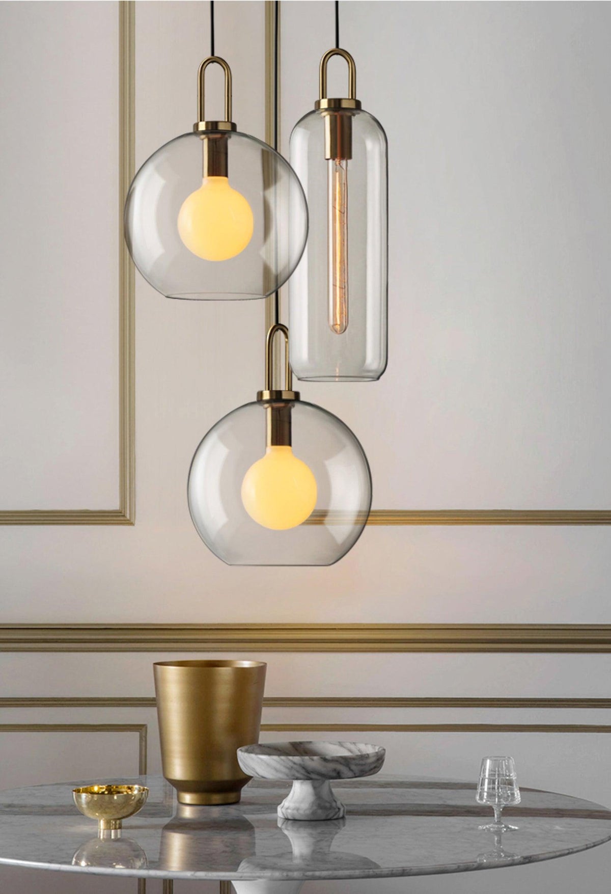Sevelo pendel i matteret glas, swag-design, justerbar