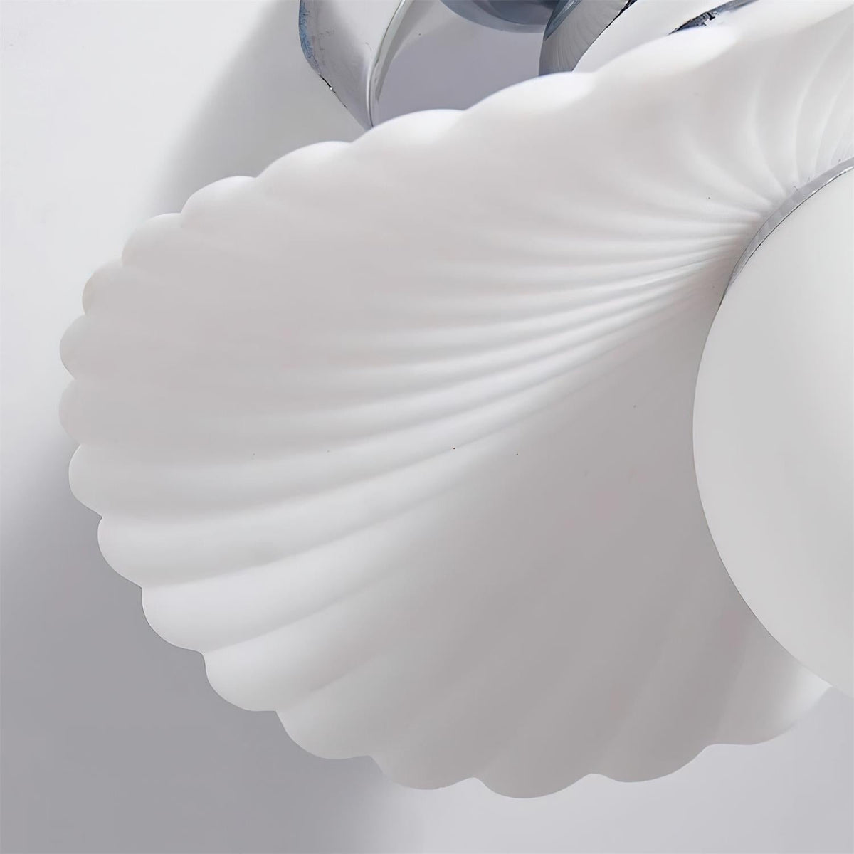 Ilyon Ceiling Light