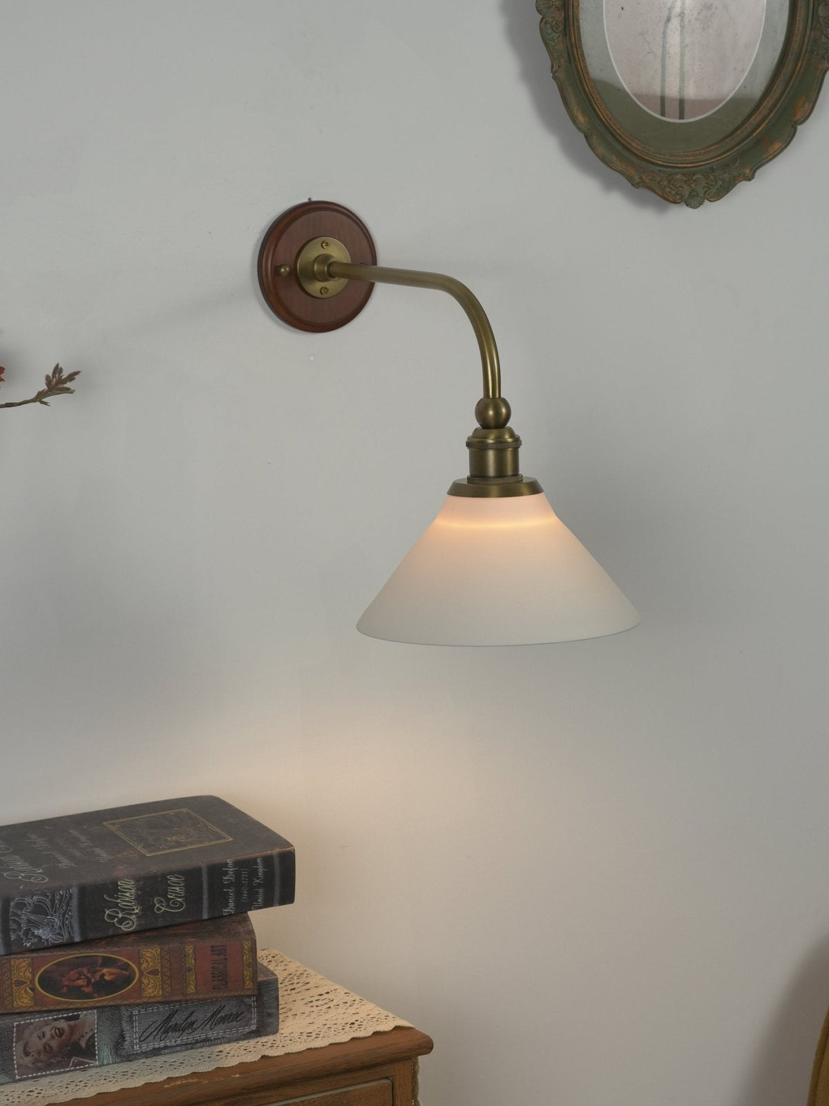 Ardent Arm vägglampa